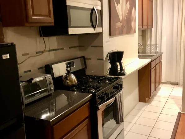 403 East 78th Street image 1 of 7