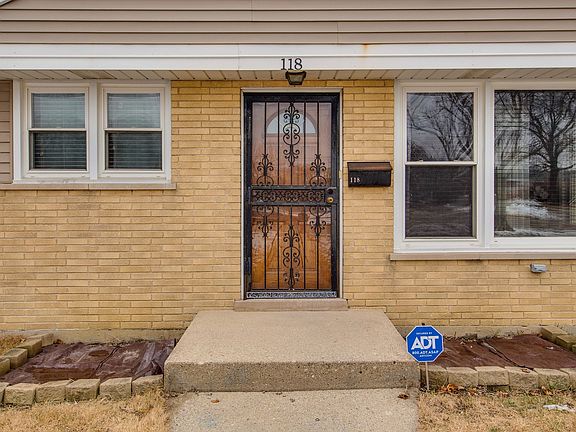 5th image of 118 Eastern Ave