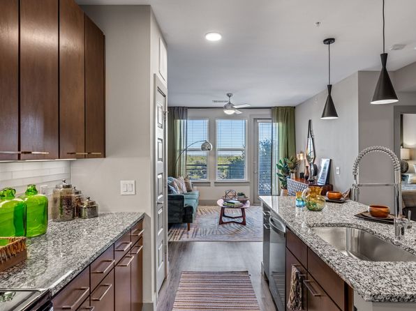 6107 E Riverside Dr #256
