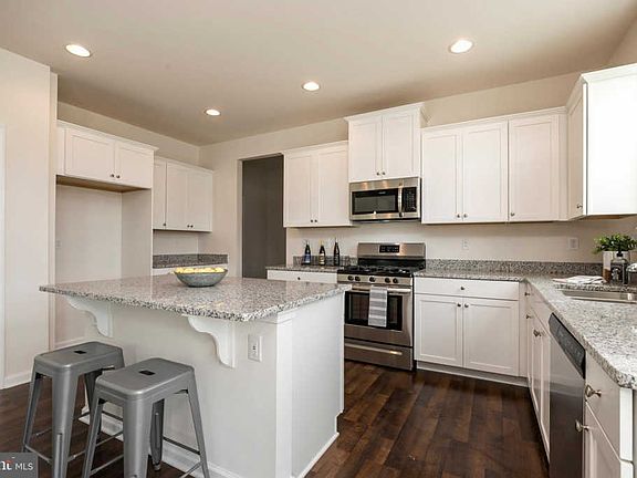 5th image of LOT 19 Powell Ct