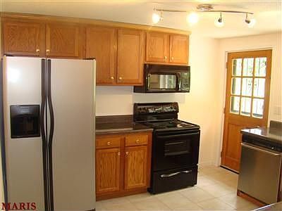 4th image of 1721 Uceyle Ave