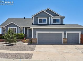 7113 Hillbeck Dr, Colorado Springs, CO 80922