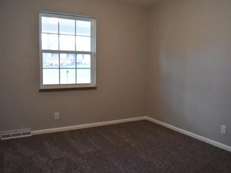 8204 Corteland Dr — Photo 19