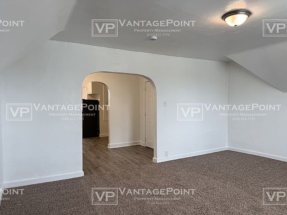 2nd image of 822 1/2 N Irwin Ave