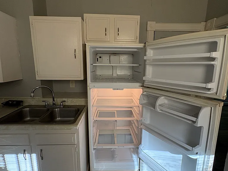 311 W Mason St — Photo 3