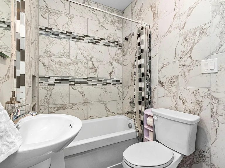 1138 Fannin St — Photo 14