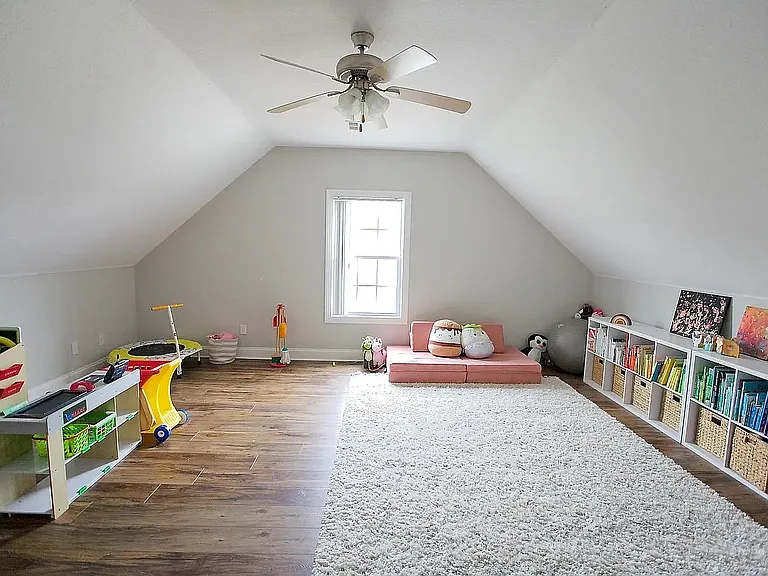 Bonus room