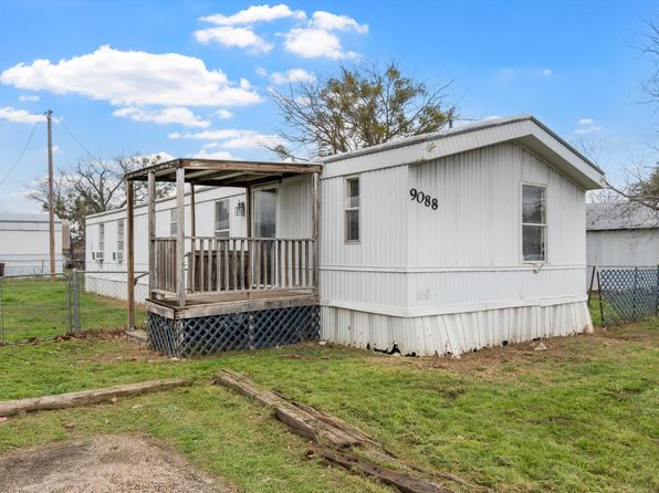 9088 5th St, Crawford, TX 76638