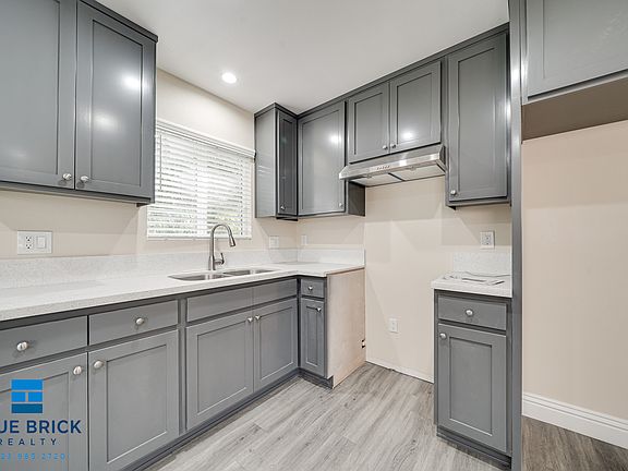 2nd image of 2724 3/4 Lanfranco St