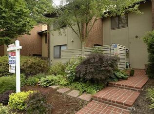 11711 Indian Ridge Rd, Reston, VA 20191