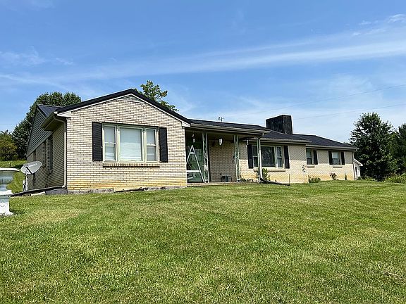 3rd image of 2689 Rogers Mill Rd