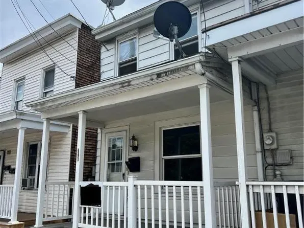 320 S 2nd St, Saint Clair, PA 17970