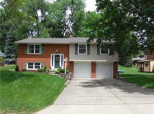 2990 Greenwald Rd, Bethel Park, PA 15102