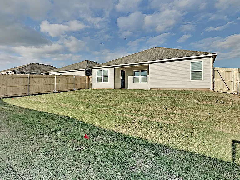 4325 Siena Ridge Blvd — Photo 16