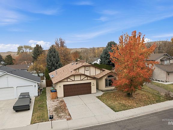 3rd image of 6630 W Limelight Dr