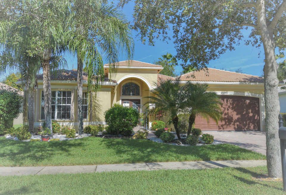 1st image of 9744 Baywood Park Ln