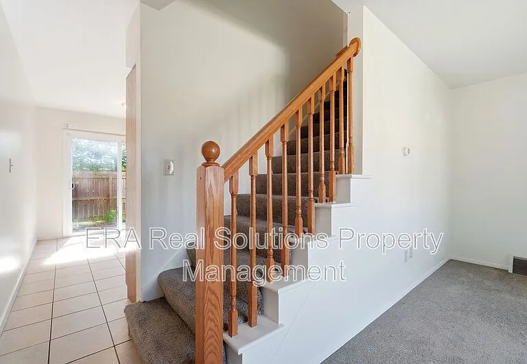1136 McCarley Dr E — Photo 22