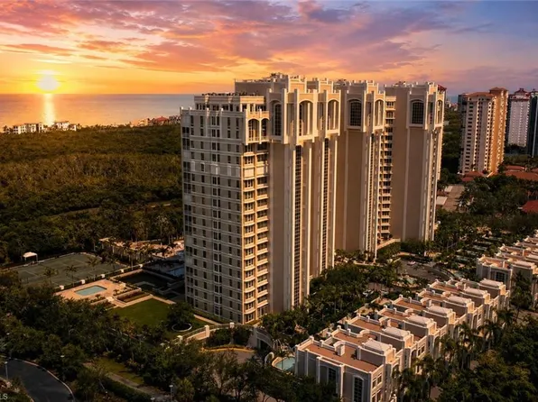 7117 Pelican Bay BLVD #16, NAPLES, FL 34108