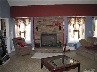 2nd image of 1 Olympia Ln