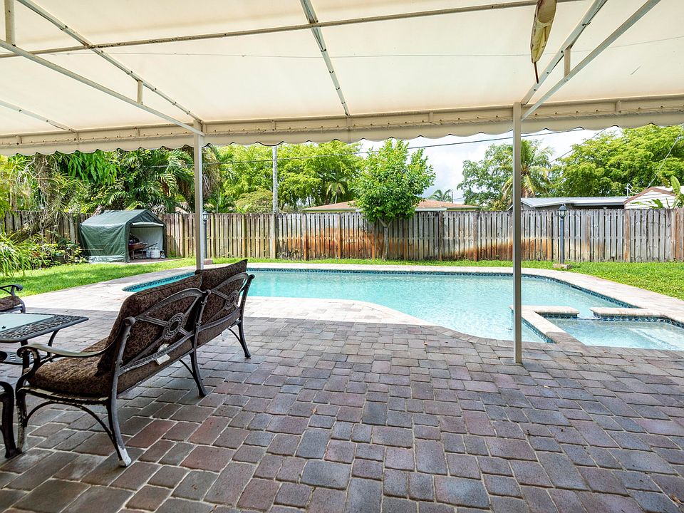 1st image of 510 S 58th Court