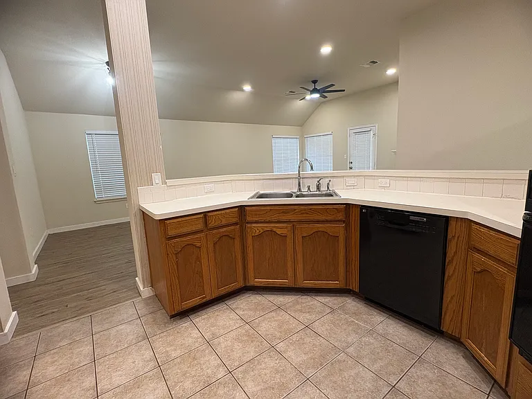 12905 Withers Way — Photo 6