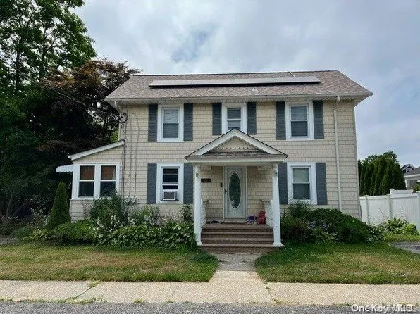 78 Redmond Avenue, Bay Shore, NY 11706