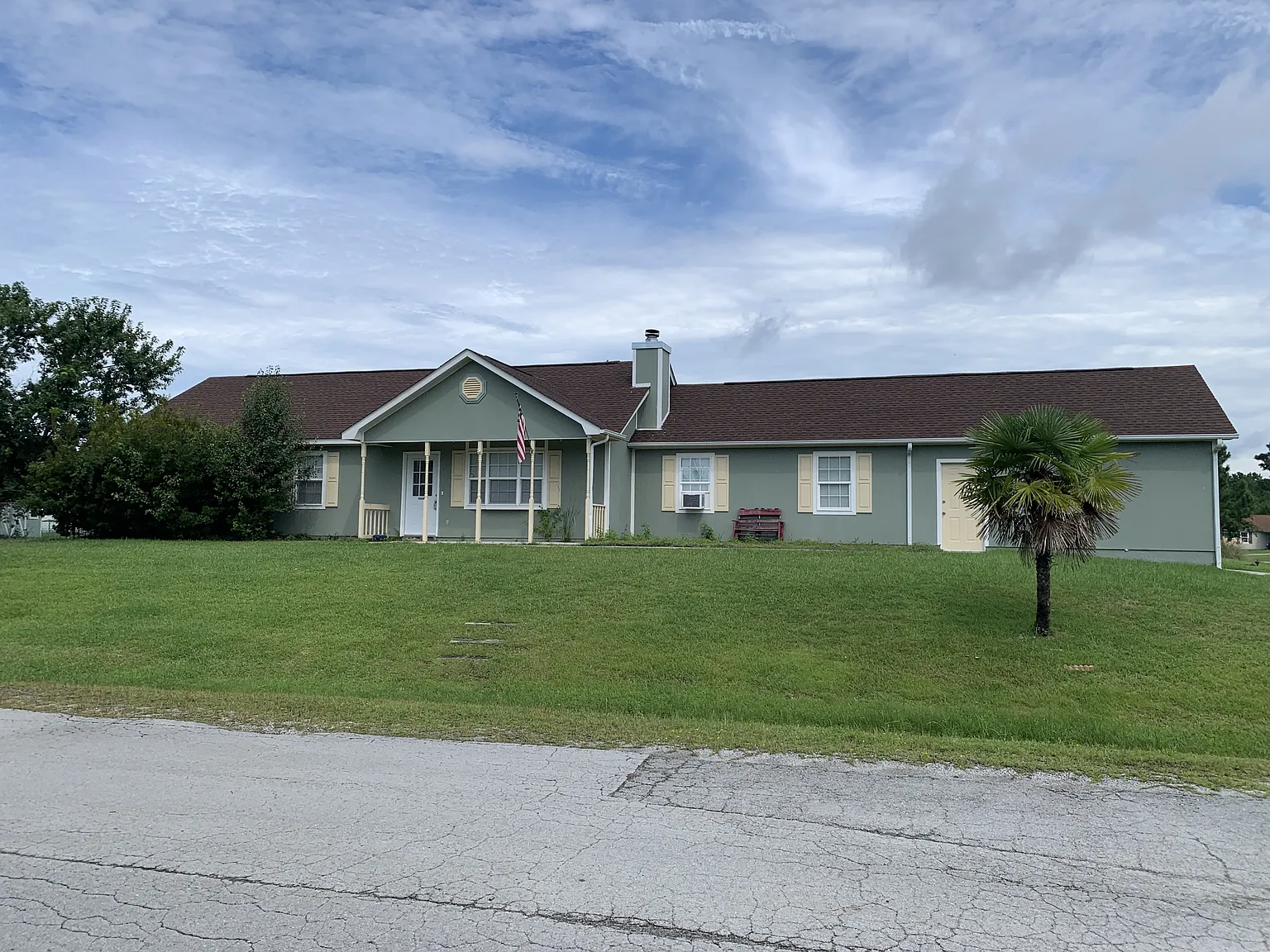 210 Zachary Lane - 1 — Photo 2