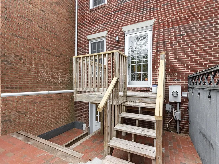 449 Old Town Ct — Photo 30
