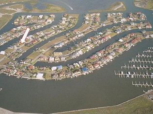 317 Mustang Blvd, Port Aransas, TX 78373