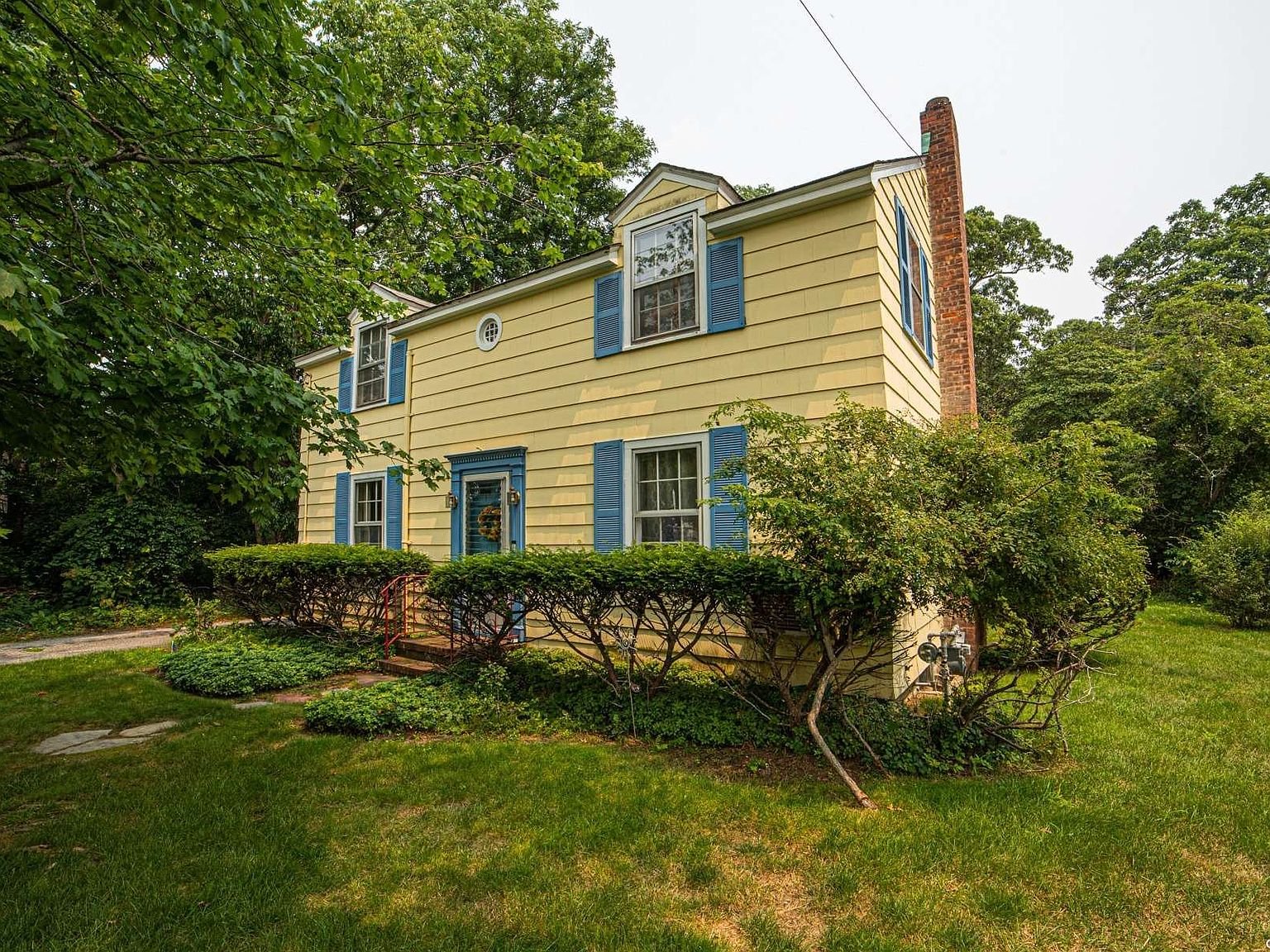 47 Bayview Avenue, East Islip, NY 11730 Zillow