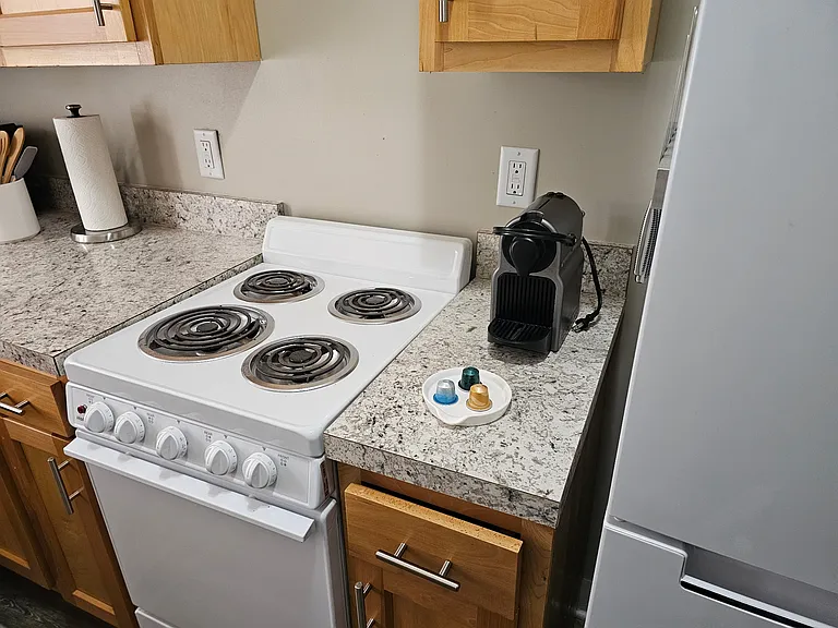 525 E Manning St #1 — Photo 7