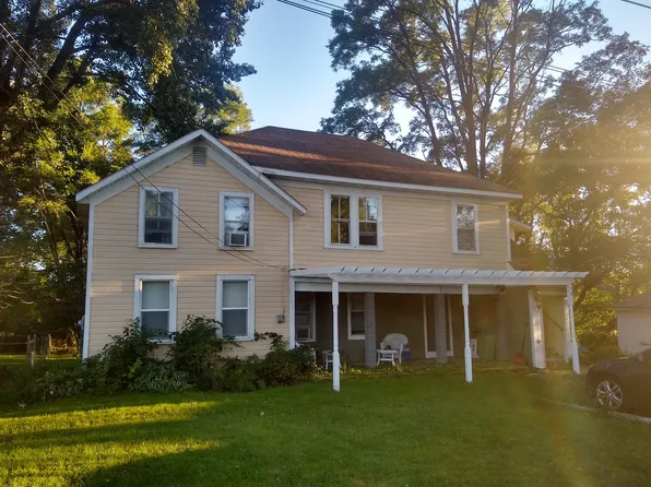 101 1/2 Short St, Rock Springs, WI 53961