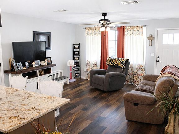 4th image of 60287 Parham Gin Rd