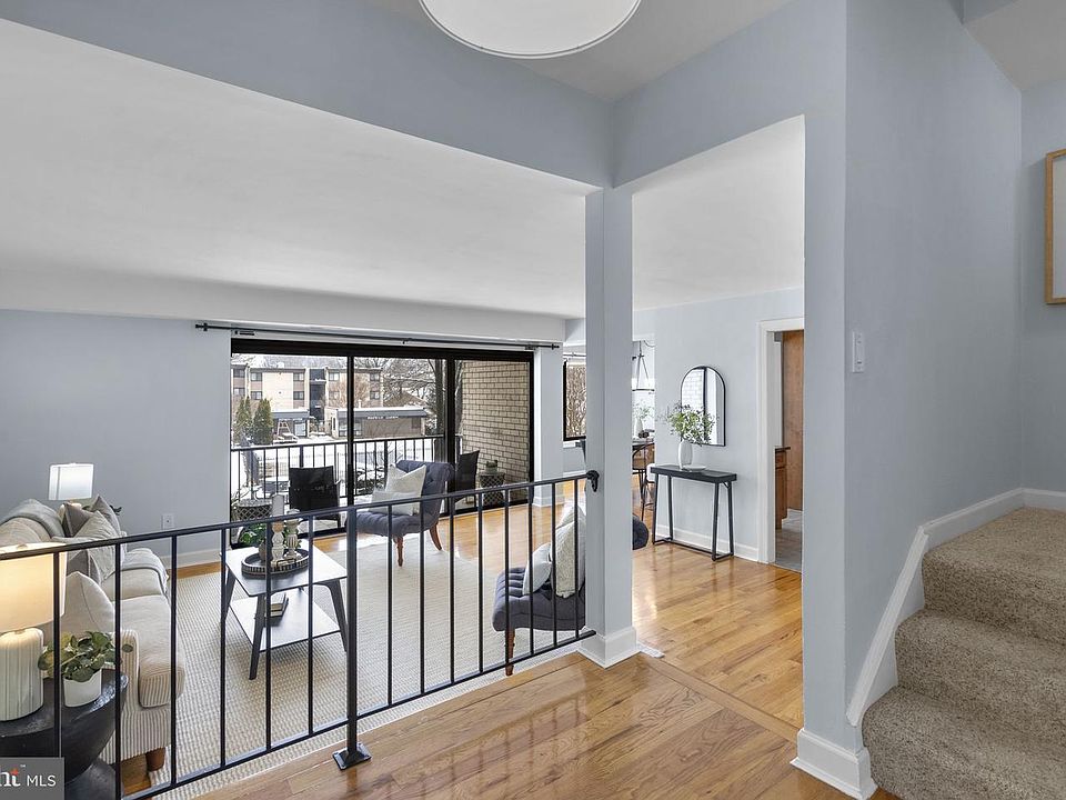 1st image of 10851 Amherst Ave APT 102