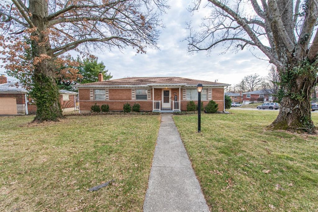 Real estate listing image