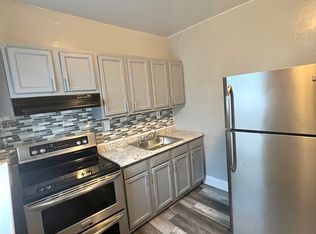 614 N 8th St #2, Allentown, PA 18102