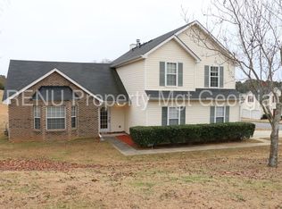 10744 Misty Meadows Ct, Hampton, GA 30228