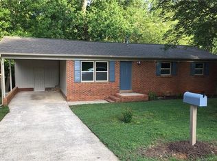433 E McLelland Ave, Mooresville, NC 28115