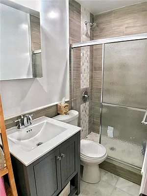 Rented by Century 21 Metropolitan | media 34