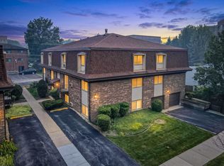 1219 Washington St #201A, Des Plaines, IL 60016