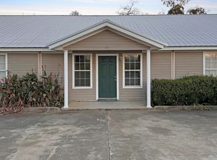 213 Vine St NE, Pelham, GA 31779