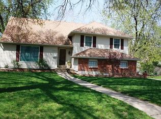 10065 Bluejacket Dr, Overland Park, KS 66214