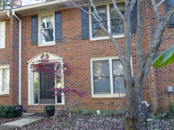 918 Chippendale Ln, Norcross, GA 30093