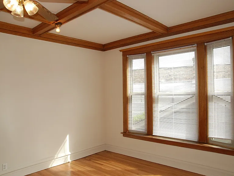 2920 N. Burling — Photo 7