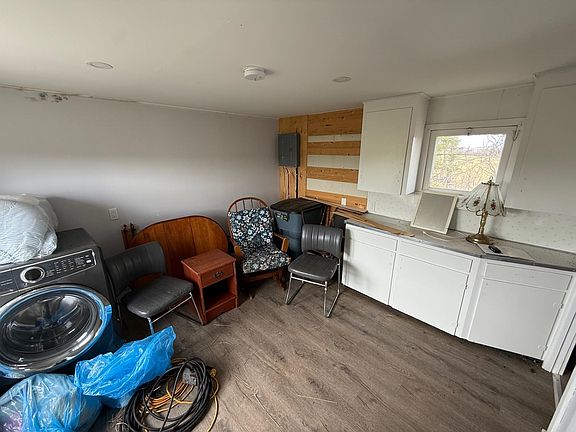 4th image of 1 Cottage Rennies Rd