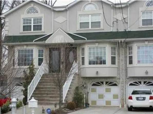 146 Churchill Ave, Staten Island, NY 10304