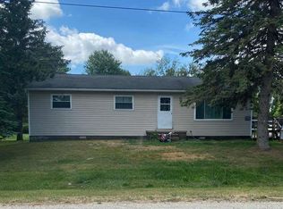 8130 Leona Dr, Mount Pleasant, MI