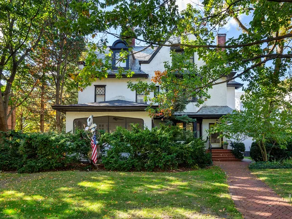 1418 Forest Ave, Evanston, IL 60201