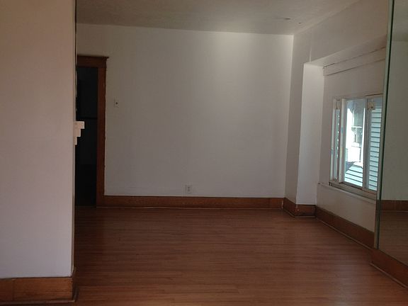 5th image of 374 Glenwood Ave #2