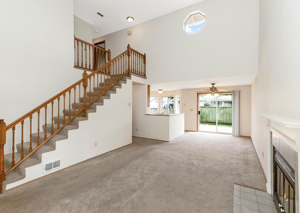 8415 71st Avenue Ct SW, Tacoma, WA 98499 | Zillow